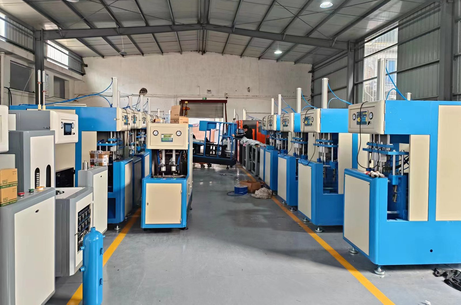 stretch blow moulding machines