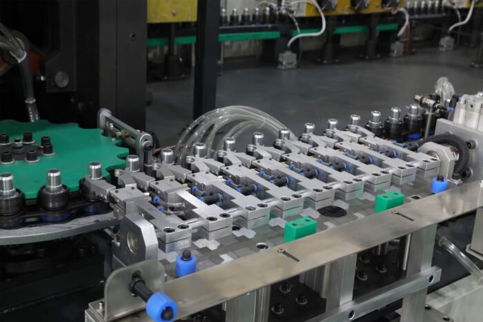 6000BPH full Automatic Blowing Machine PET Plastic Bottle Blowing Molding Machine Factory price