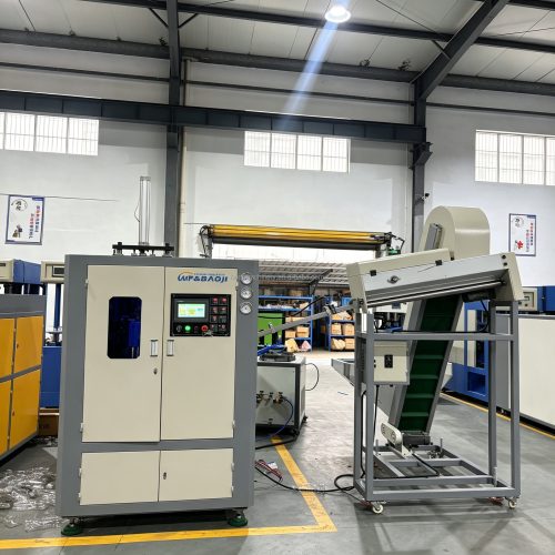 New Design Full-Automatic Mitsubishi PLC PET Small Bottle Blowing Machine with Low Cost and High Efficiency